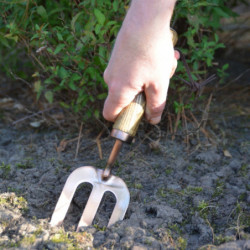 Fourche de jardinage plaquée cuivre - L 28,3 cm - Frêne, acier et cuir - Rateau à mains