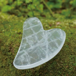 Guasha en cristal de roche pour le soin du visage avec housse - Transparent - L 8 cm