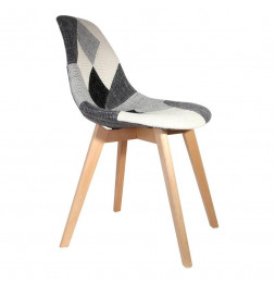 Chaise Patchwork Noir et Blanc | H 85 x P 54 x L 46,50 cm | Pieds en bois brut | Design Scandinave