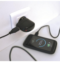 Prise secteur avec port USB intégré - Adaptateur universel - Couleur aléatoire
